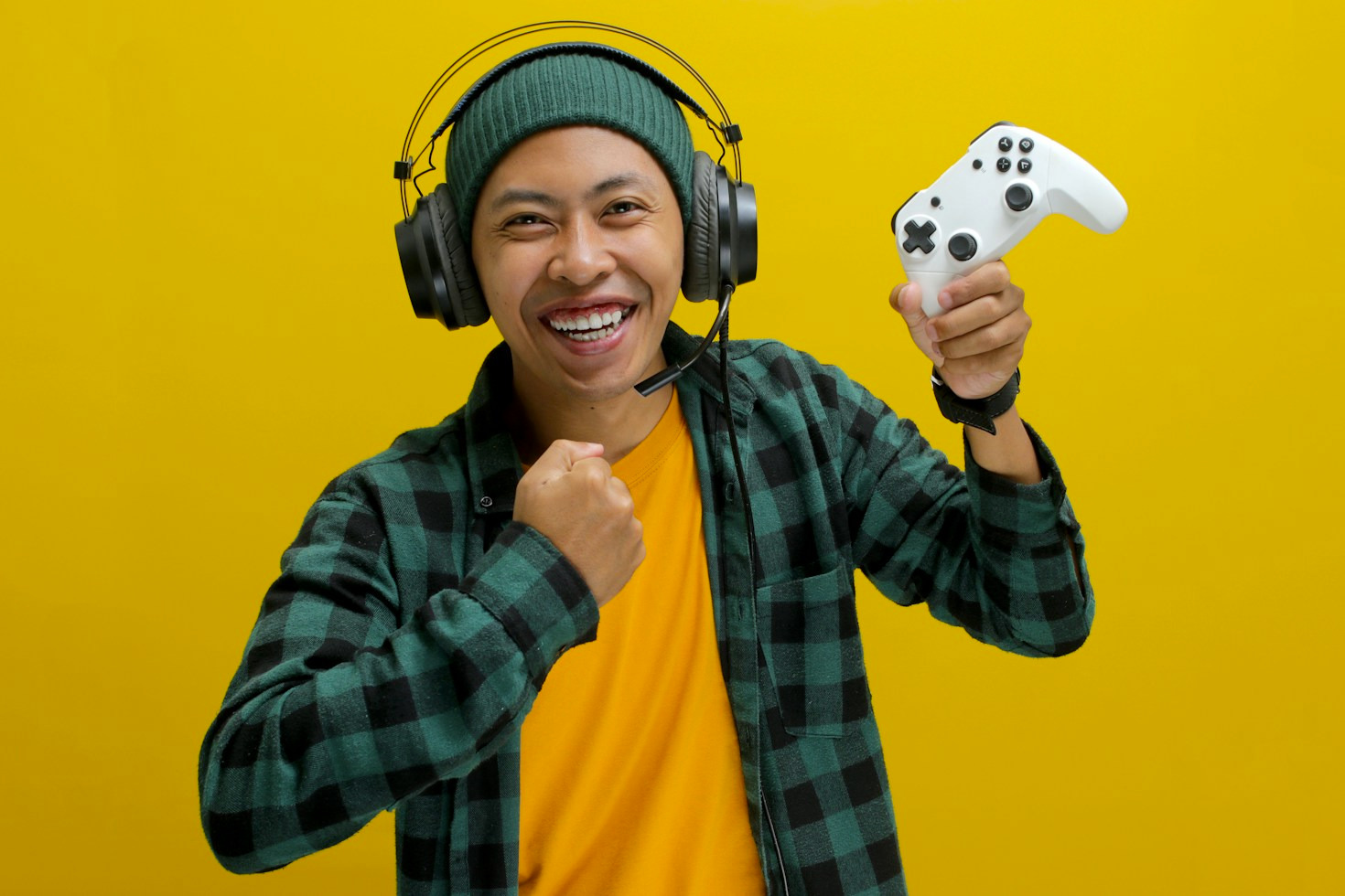 Why Buying Last-Gen Consoles Is the Smartest Move Today